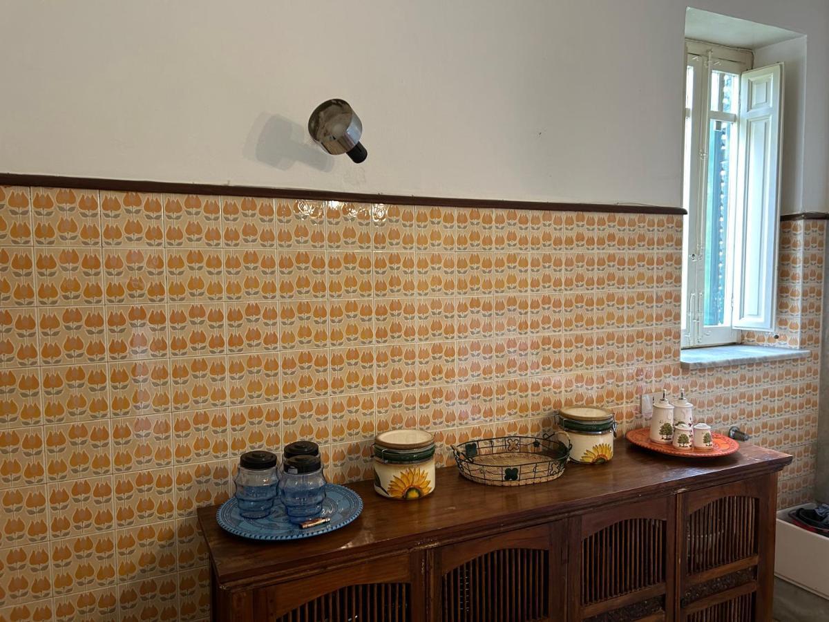 Mondello Beach Luxury Apartments Палермо Екстериор снимка