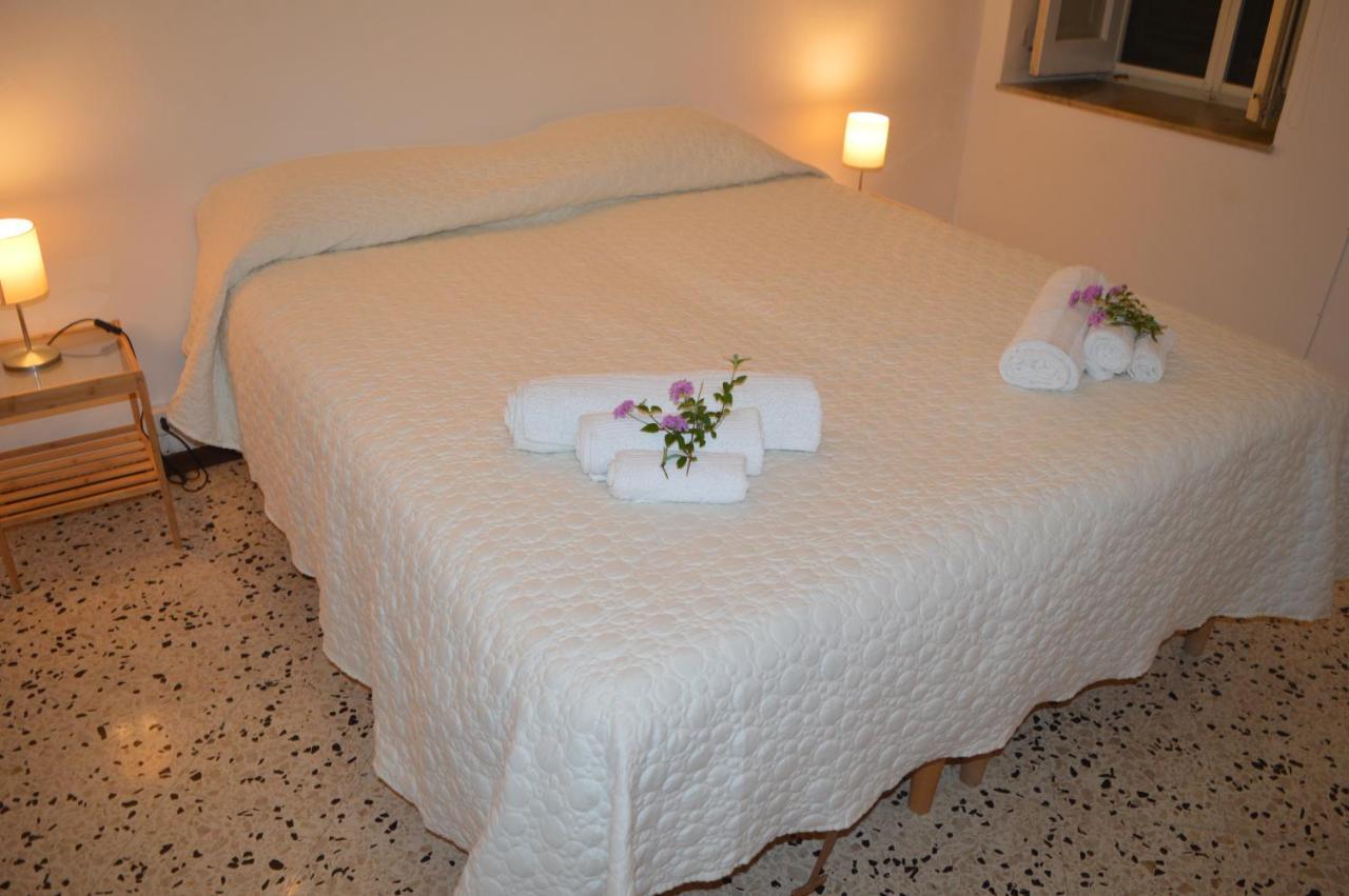 Mondello Beach Luxury Apartments Палермо Екстериор снимка