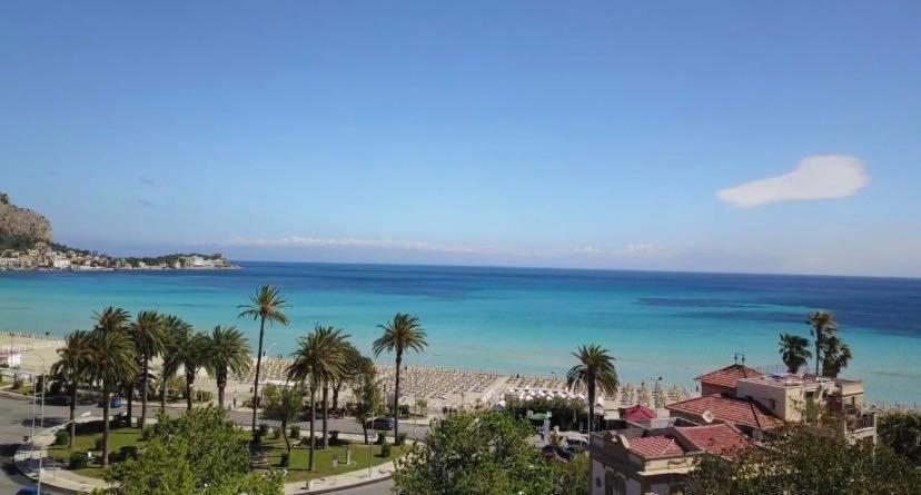 Mondello Beach Luxury Apartments Палермо Екстериор снимка